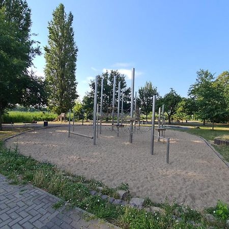 Die Ferienwohnung "Am Kietz" Schwedt Exterior foto